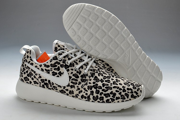 nike roshe leopard